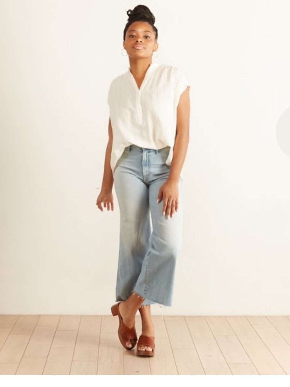 Mother Swooner Roller Crop Fray Jeans 24